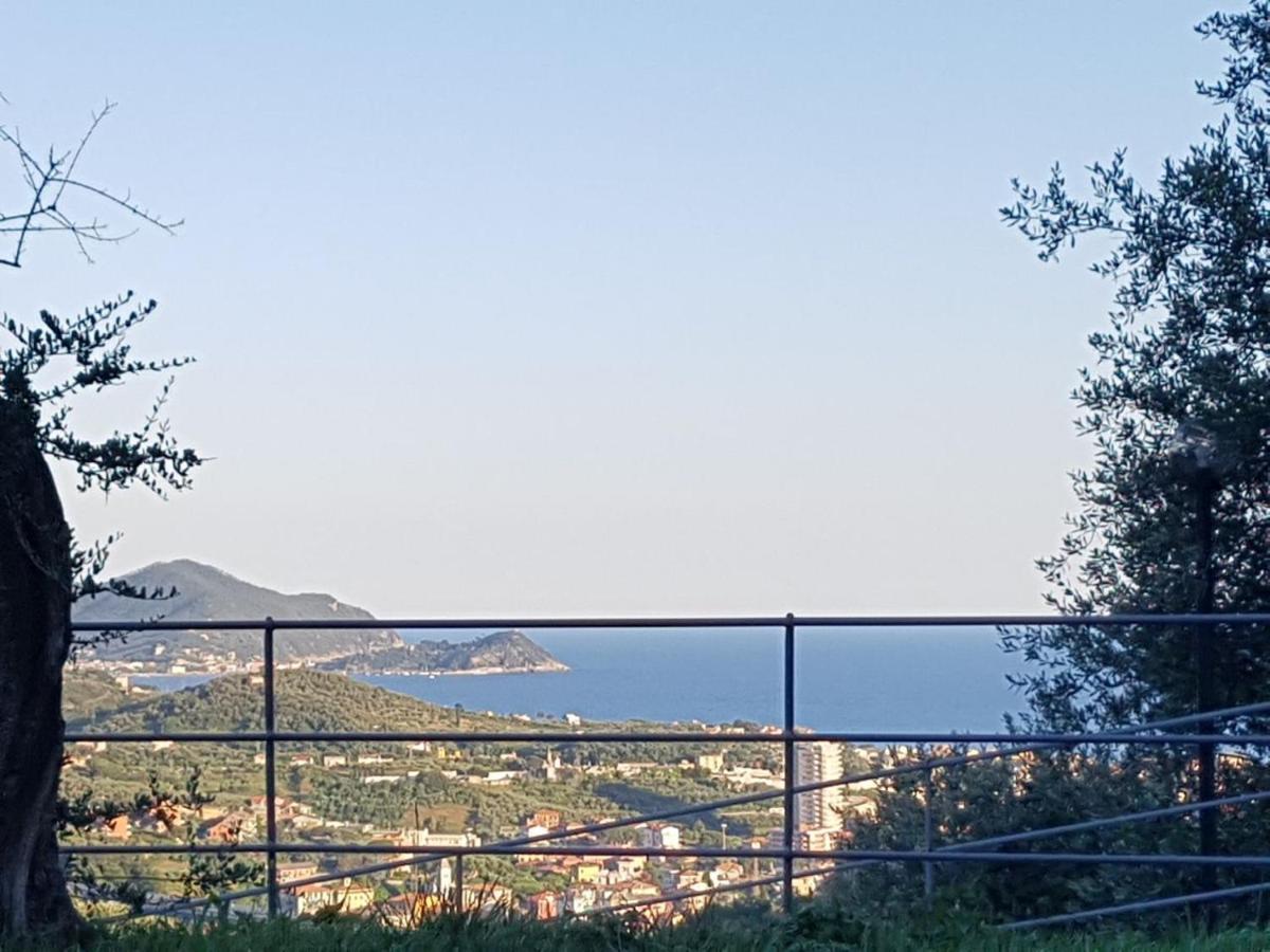 קיאברי Villa Degli Ulivi מראה חיצוני תמונה
