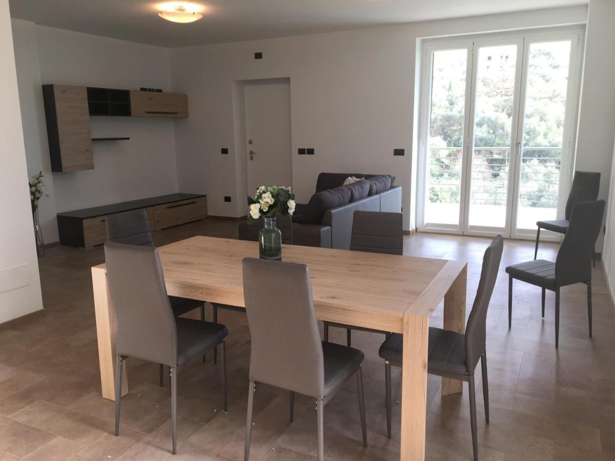 קיאברי Villa Degli Ulivi מראה חיצוני תמונה